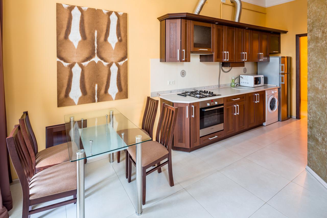 לבוב Leogrand Apartments On Doroshenka Street 1 מראה חיצוני תמונה